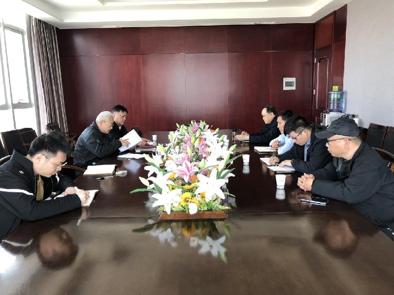 半岛网页版赫喆党支部召开学习贯彻“全国‘两会’精神”专题会议